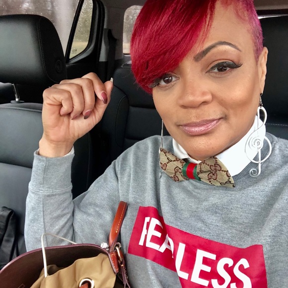 Meet your Posher, Kim - Picture 2 of 4